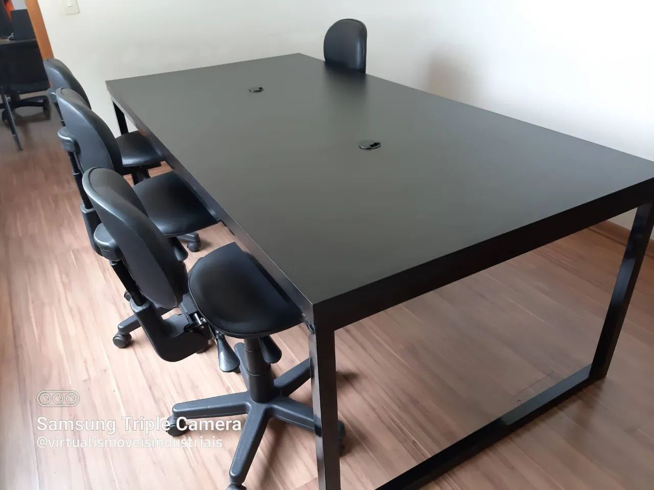 Mesa de reunião industrial  - Foto 2