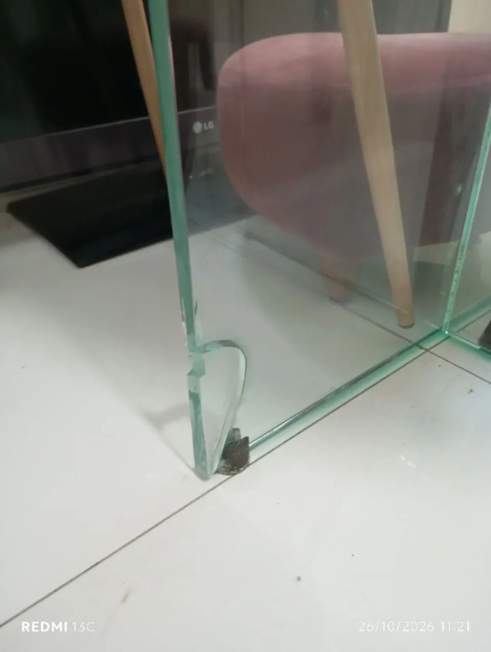 Mesa de jantar de vidro quadrada  - Foto 5