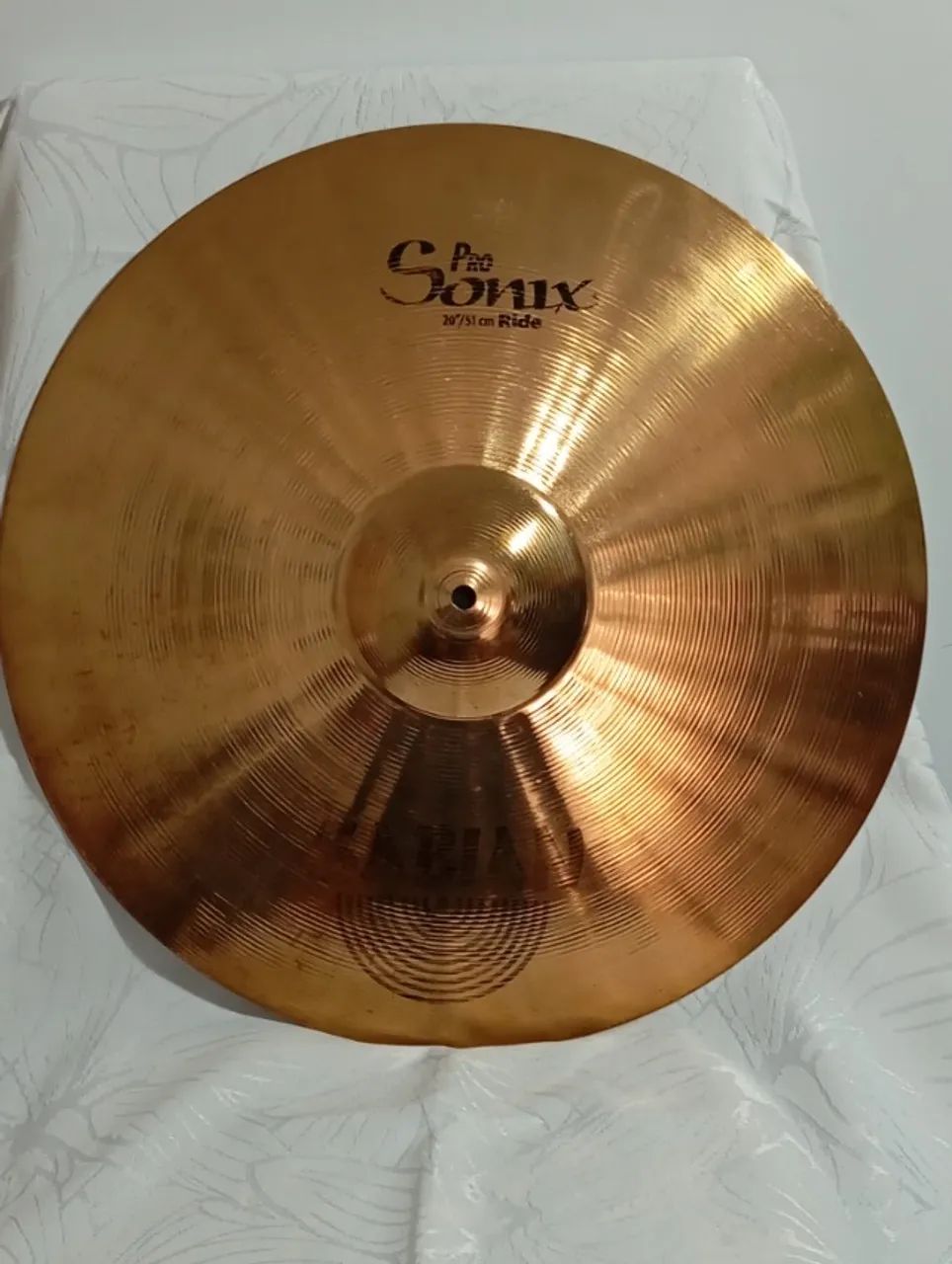 Prato Ride Sabian Pro Sonix, liga B8, 20 polegadas. Santo André, SP.