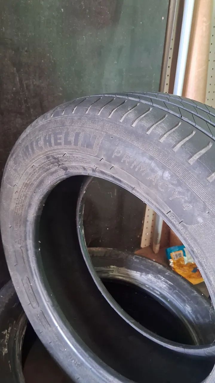Pneu aro 15