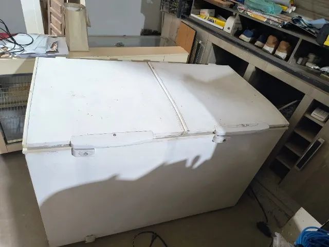 FREEZER, HORIZONTAL E VERTICAL E FOGÃO INDUSTRIAL 