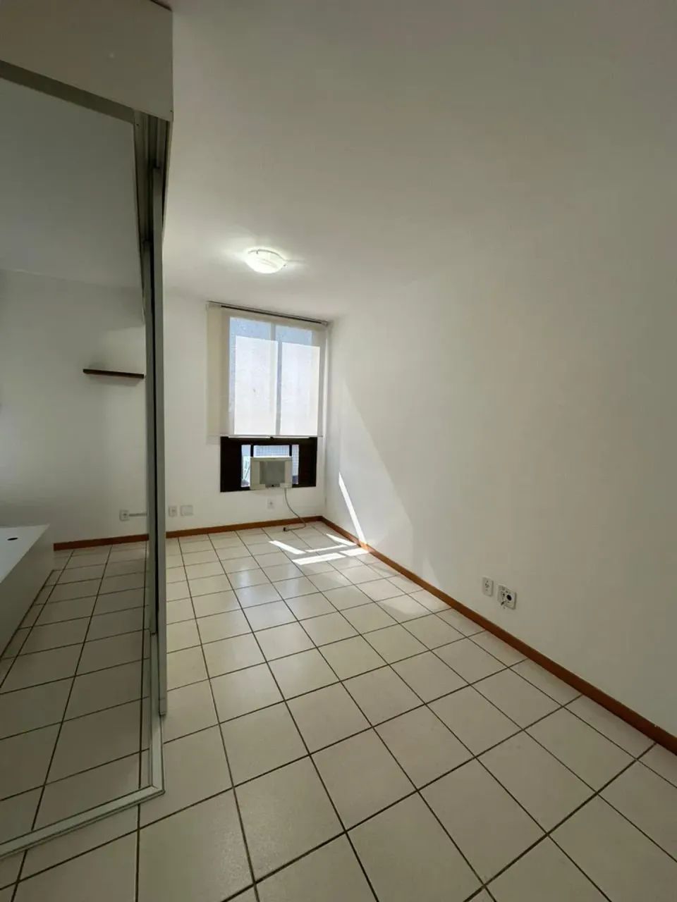 Excelente Kitnet, Semi-Mobiliada no Setor Sudoeste - Brasília - DF - Foto 3