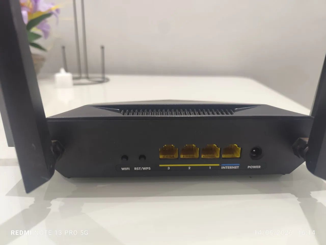 Roteador Dual Band Wifi W5 1200g Porta Gigabit 4 Antenas Intelbras Cor Preto - Foto 2