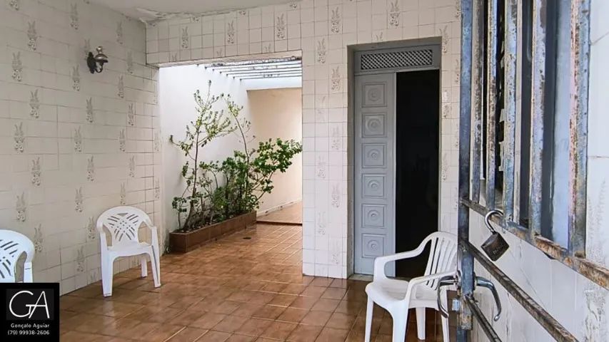 Casa bem localizada no bairro Getúlio Vargas. - Foto 2
