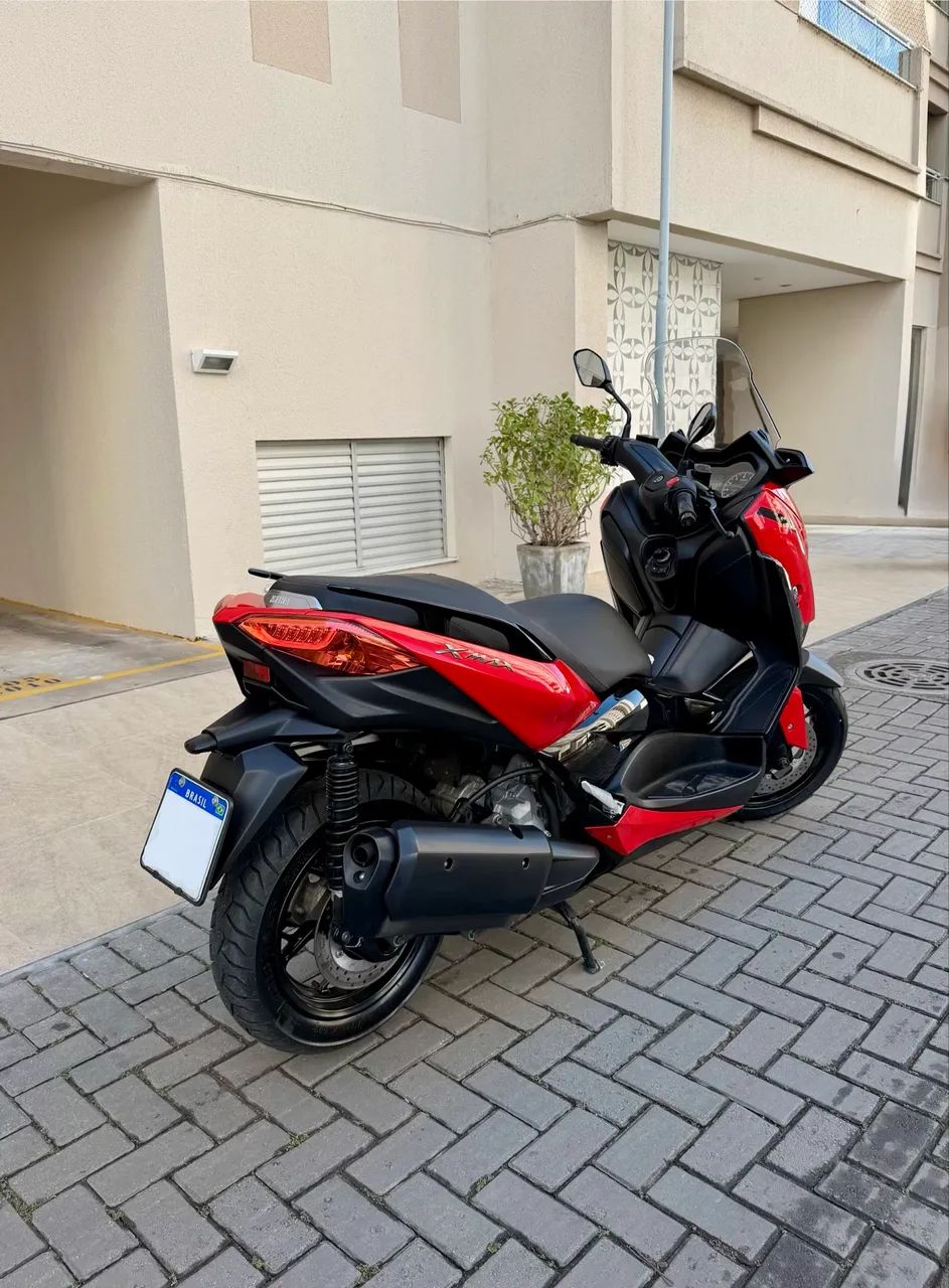 XMax 250 ABS - Foto 4