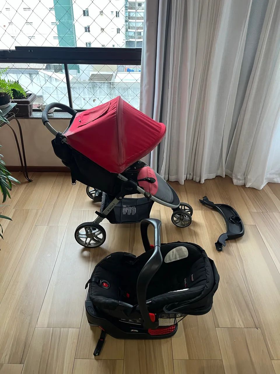 Carrinho Britax + bb conforto - Foto 4