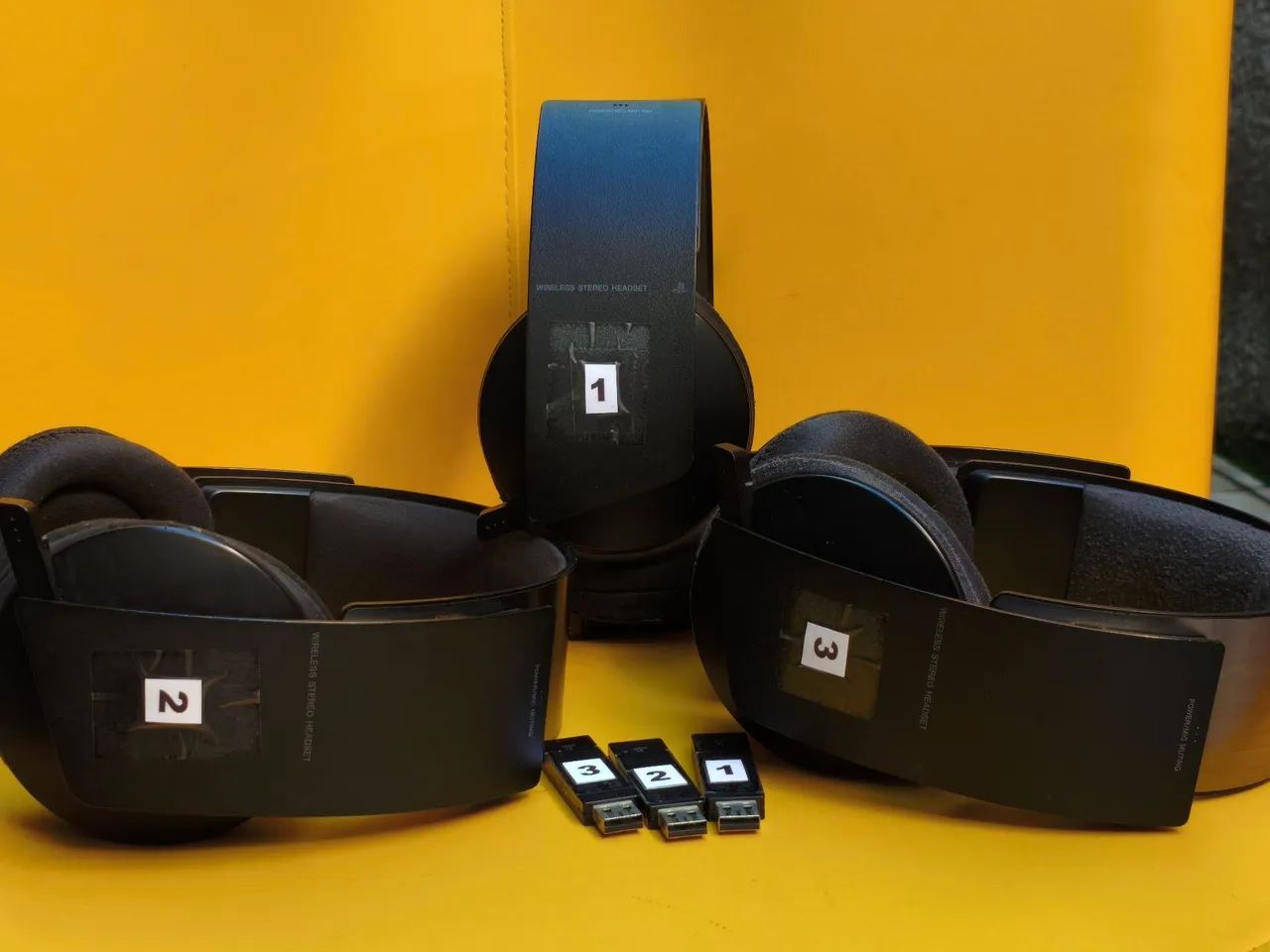 Fone sem fio Headset Sony Pulse 7.1 -  PS3--PS4-PS5-PC  (Leia) - Foto 3