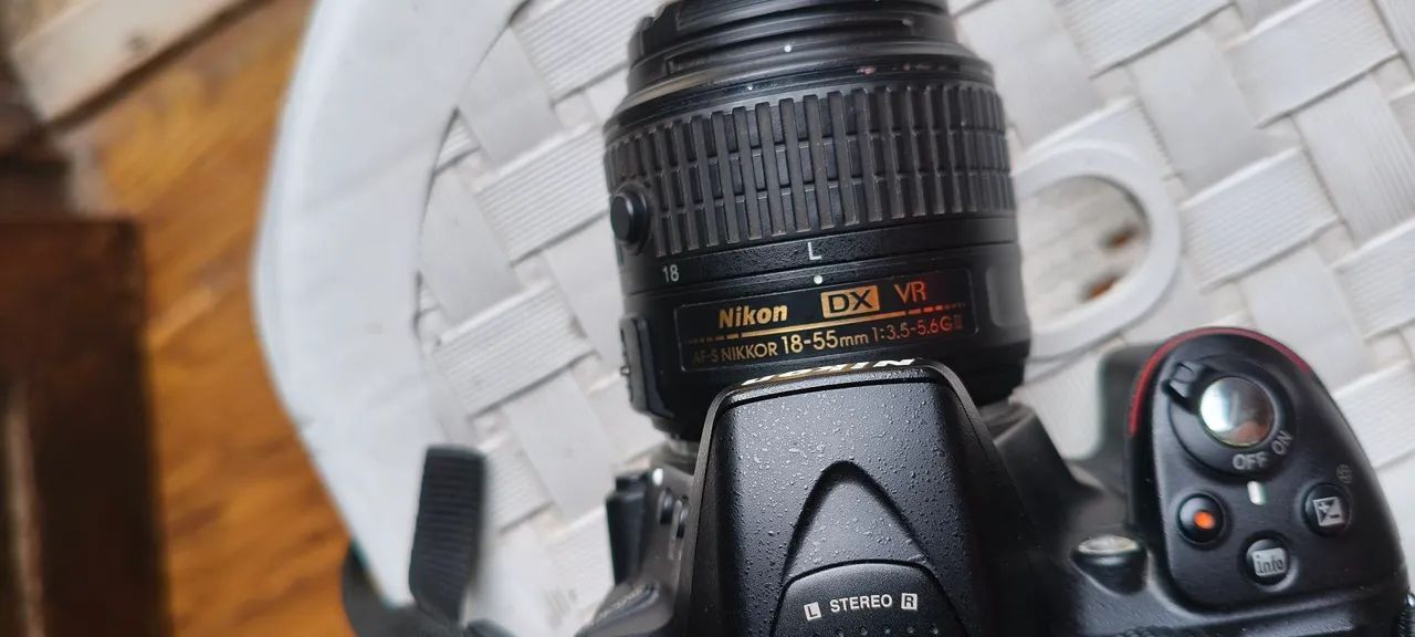 Camera DSLR Nikon D5300 + lente 18-55mm (18.800 cliques). - Foto 6