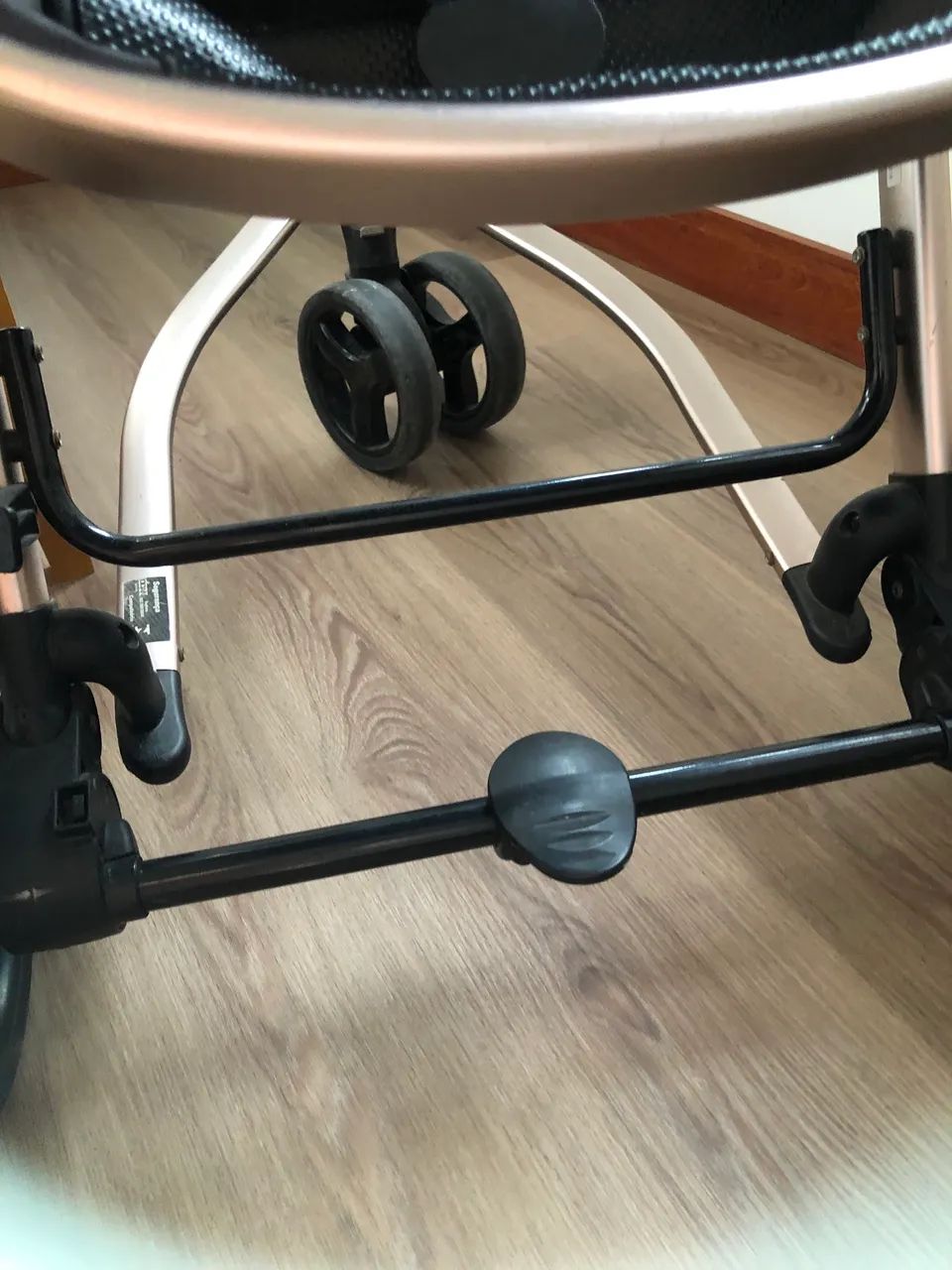 Carrinho e bebê conforto bebê de 0 até 15kg - Foto 4