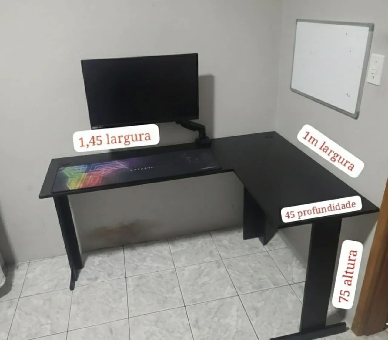 Black L-shaped table65048988320771121