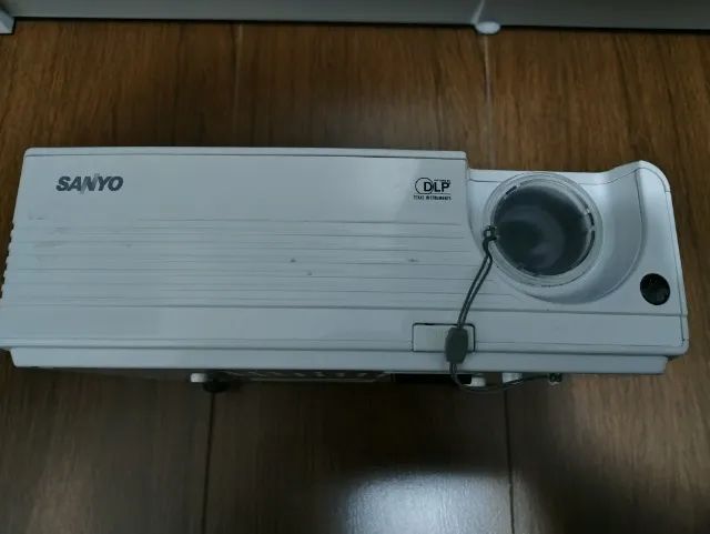 Projetor Sanyo - Funcionando - Foto 2