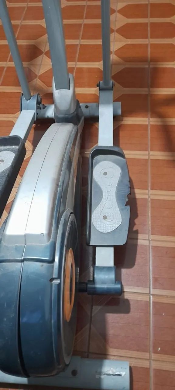 Bicicleta engormetrica Polishop  - Foto 2