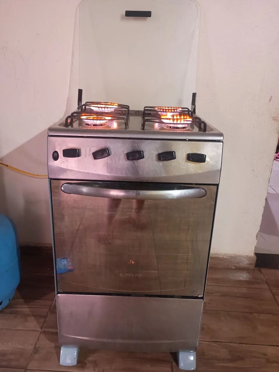 Vendo fogão inox 4 bocas - Foto 2