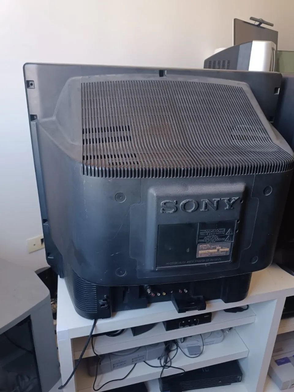 TV Sony Trinitron 29" com entrada S-Video e Composto - Foto 5