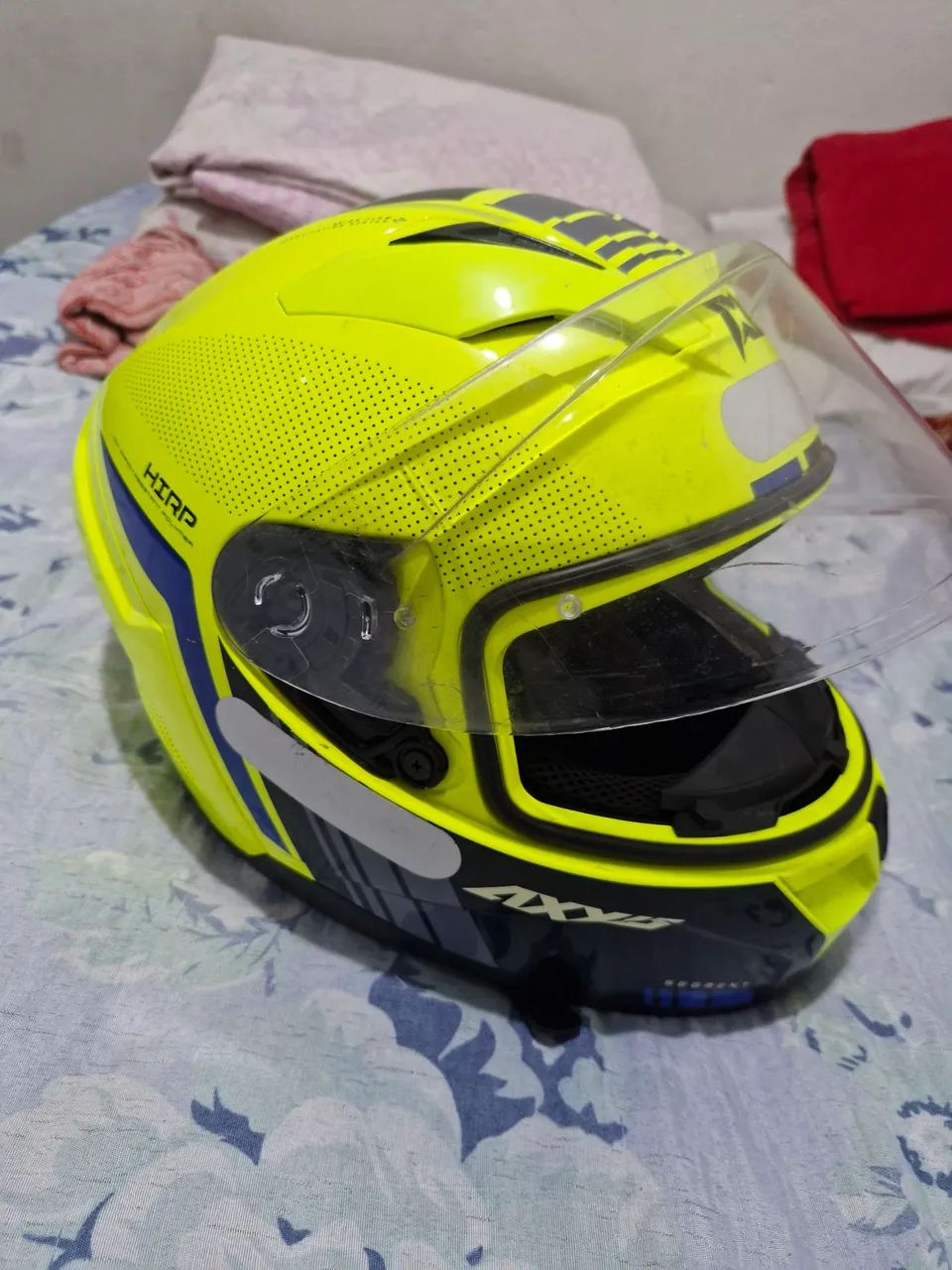 Capacete a venda 