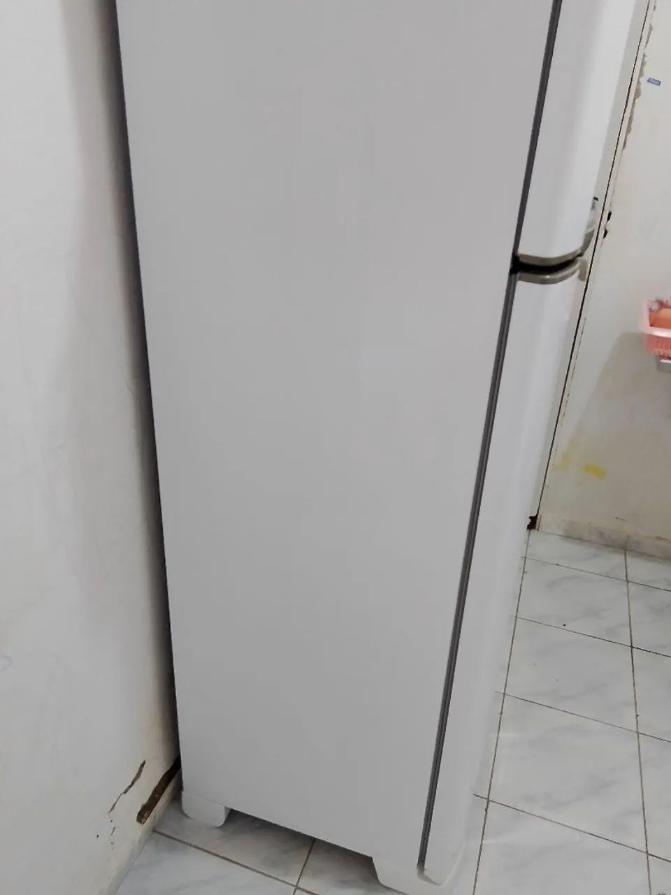 Geladeira Usada bem conservada R$ 2.000,00 - Foto 2