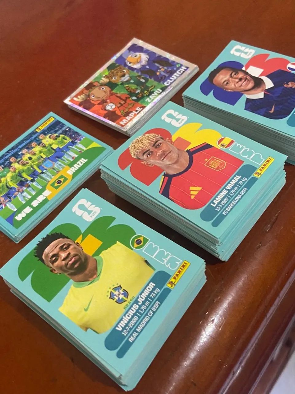 Lote 400 figurinhas da copa 