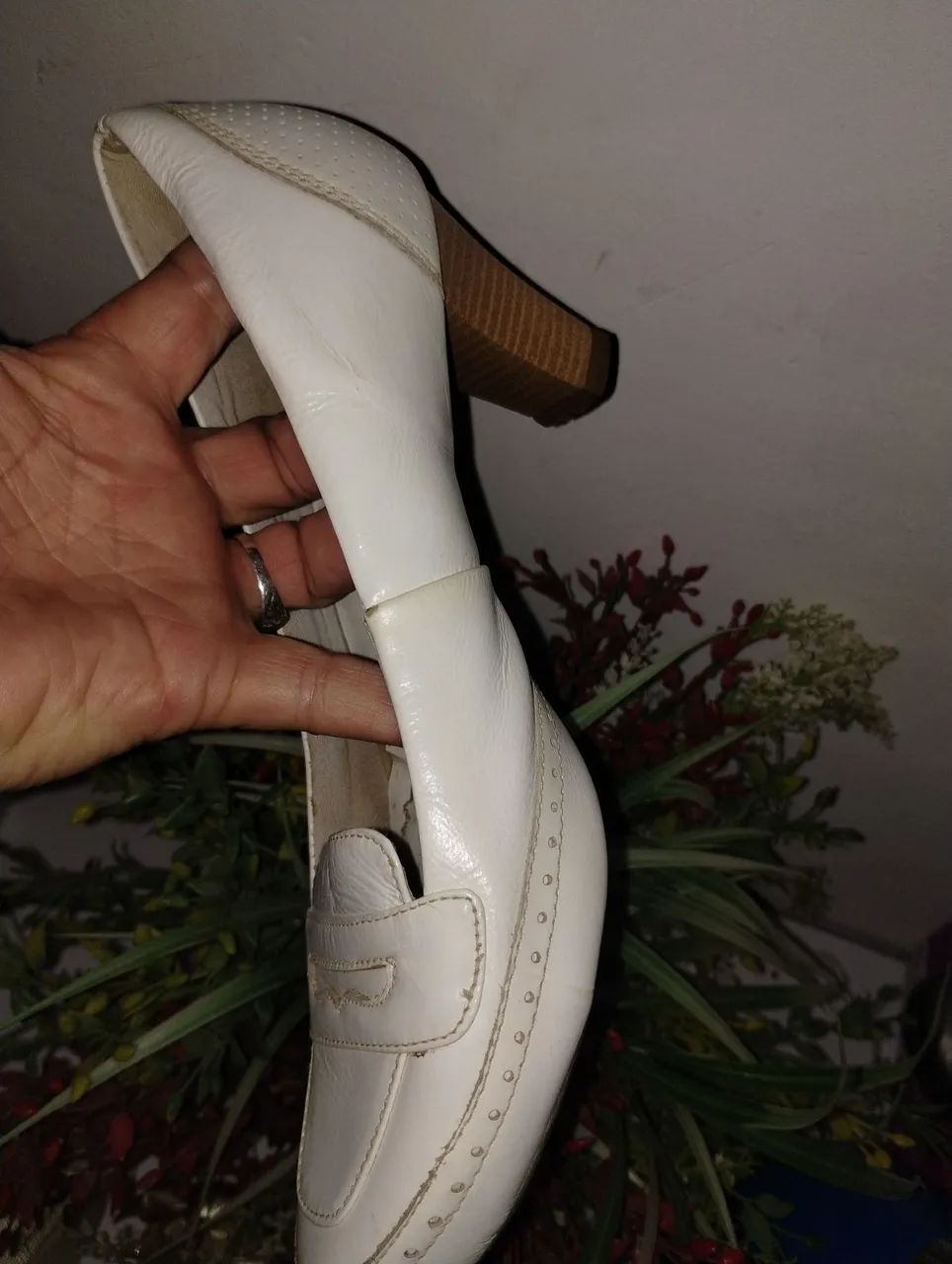 Sapato branco.  - Foto 3