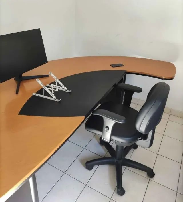 Mesa da marca Ricco (Super Conservada) - Foto 2