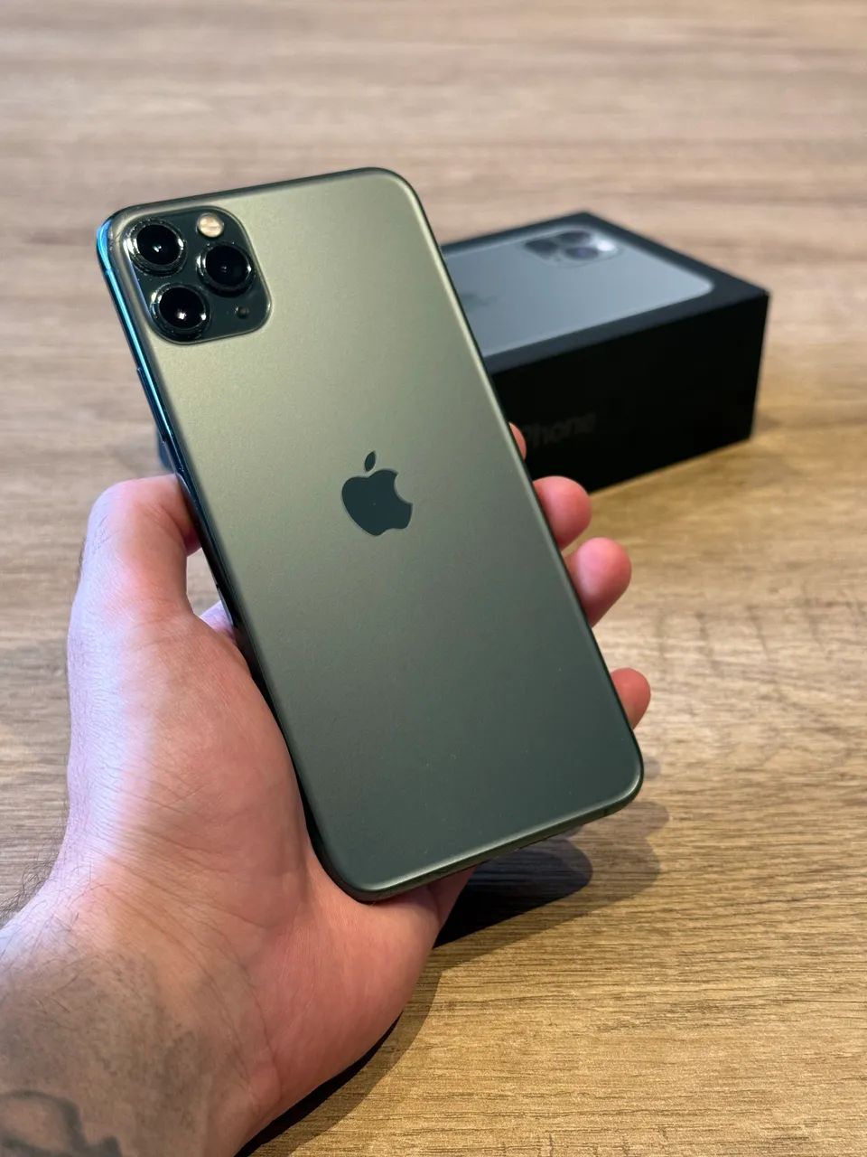 iPhone 11 Pro Max グリーン iPhone 11 Pro Max 256 GB verde meia-noite - Aceitável