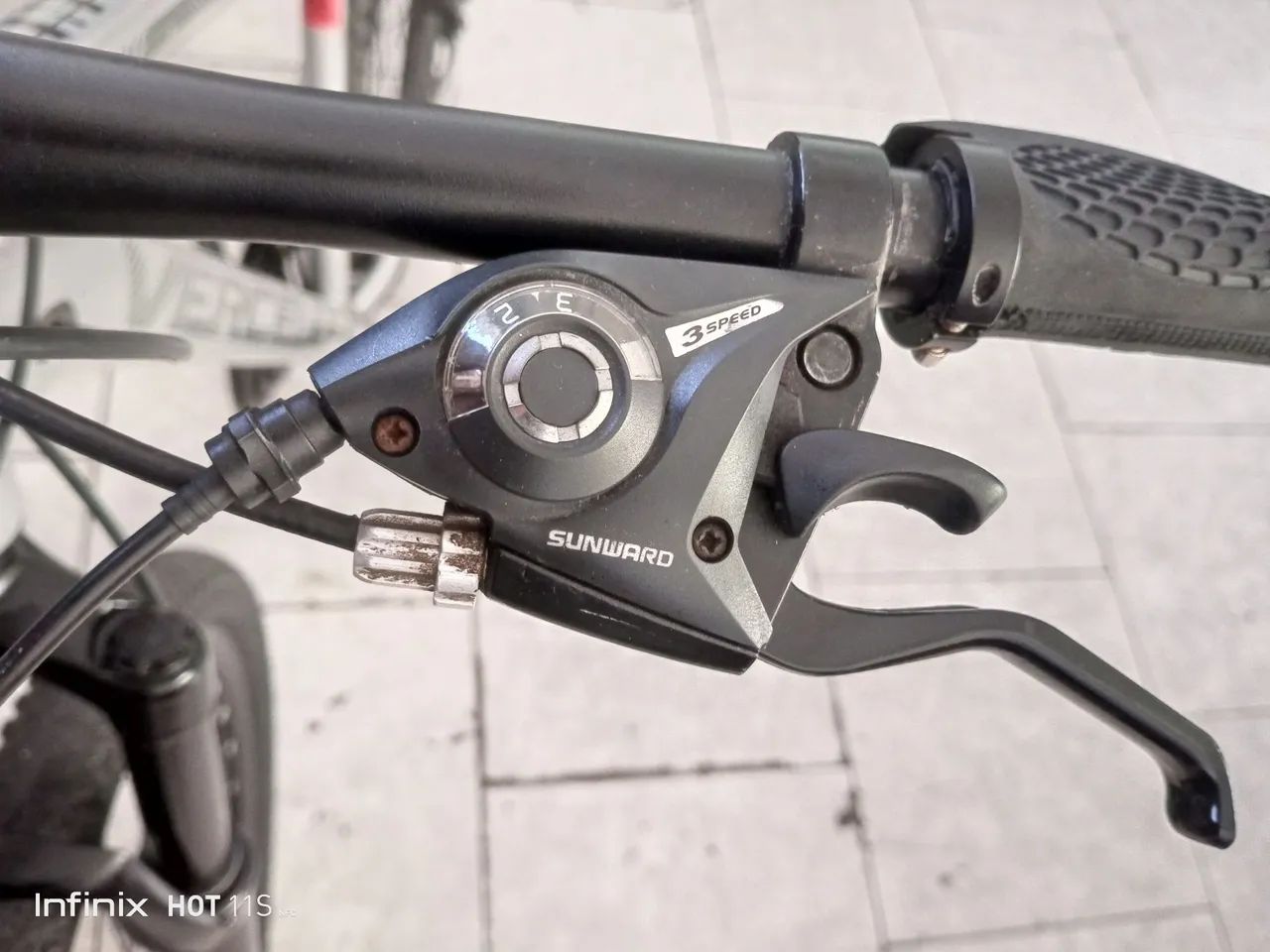 Bicicleta com Shimano em excelente estado - Foto 4