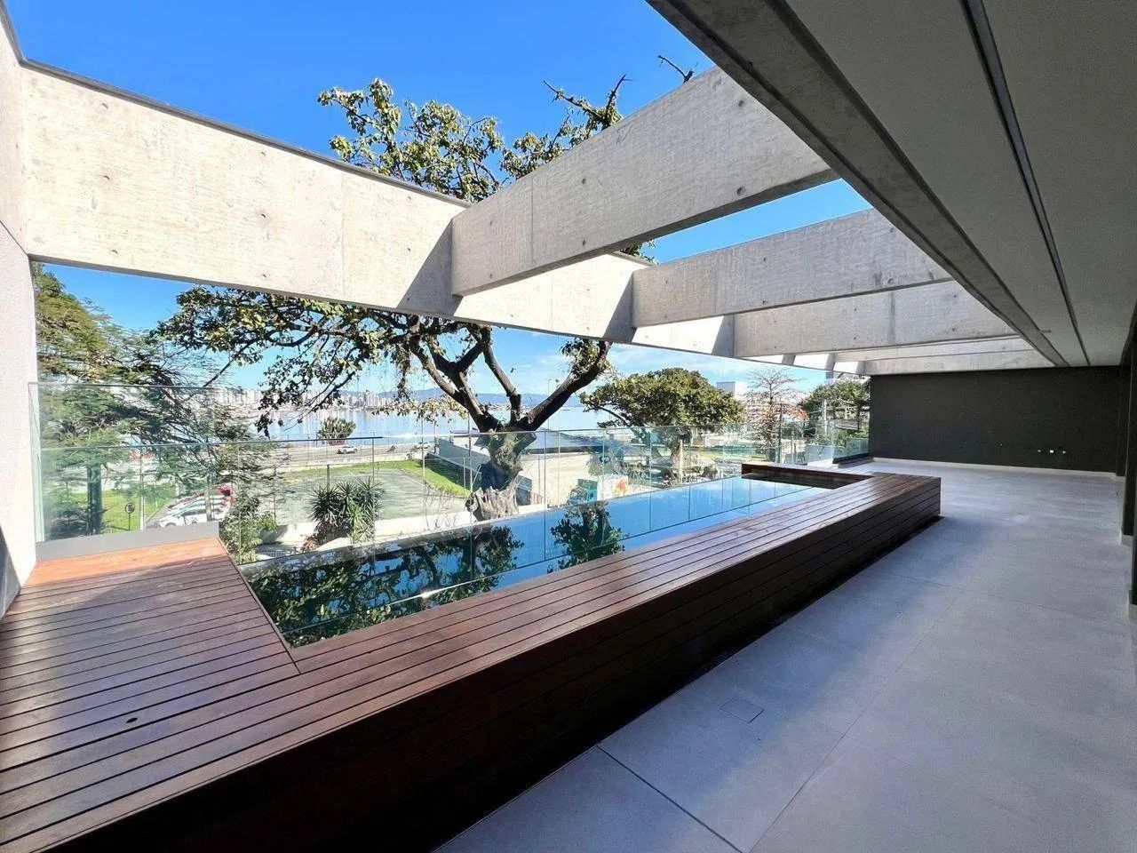 Varanda Assis Chateaubriand com 231 m², Piscina Privativa e 3 suítes - À venda no Centro d - Foto 3