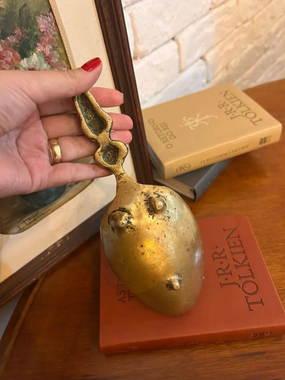 Saboneteira de Mesa Antiga em Bronze Maciço - Estilo Concha - Foto 5