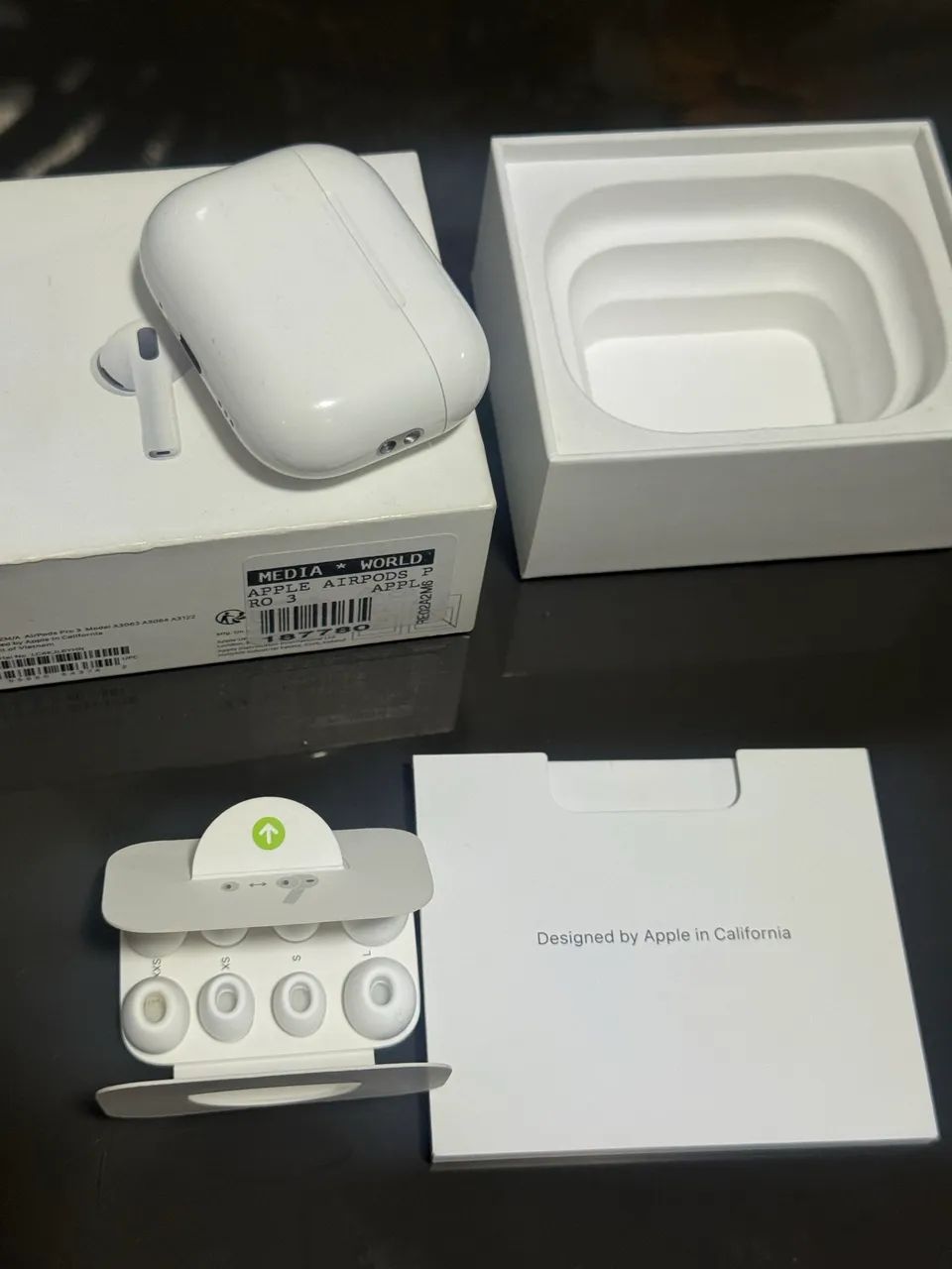 Air pods pro 3 original em perfeito estado !