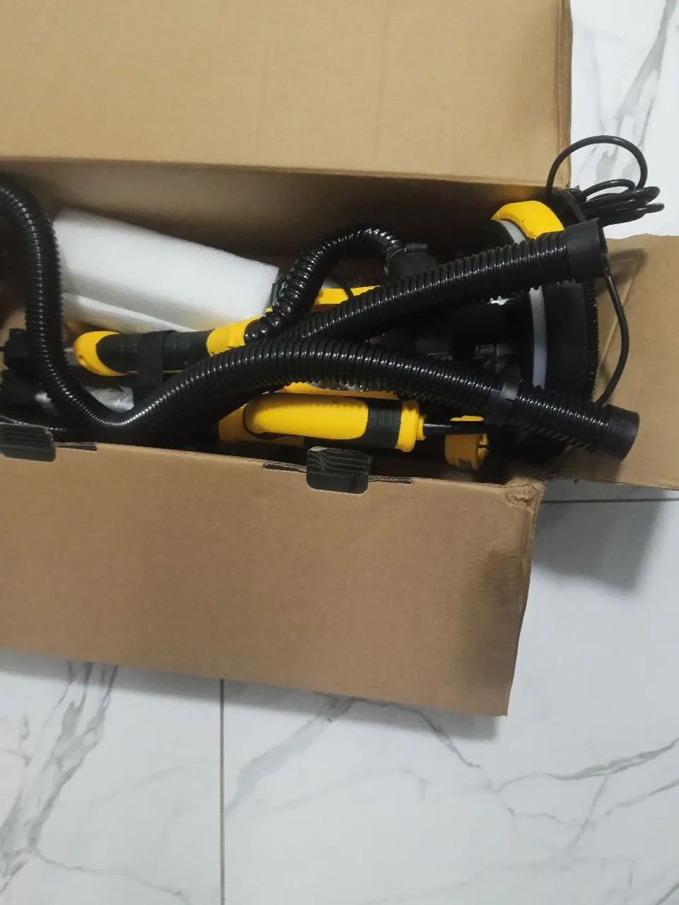 Vendo uma lixadeira  de parede e teto - Foto 4