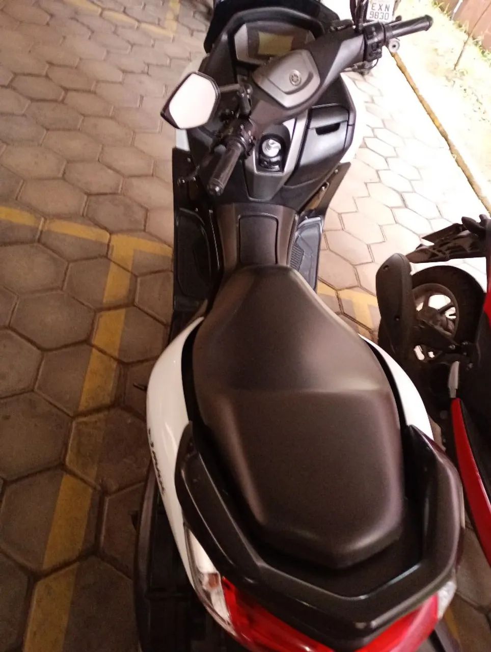 Nmax 160 branco  - Foto 5