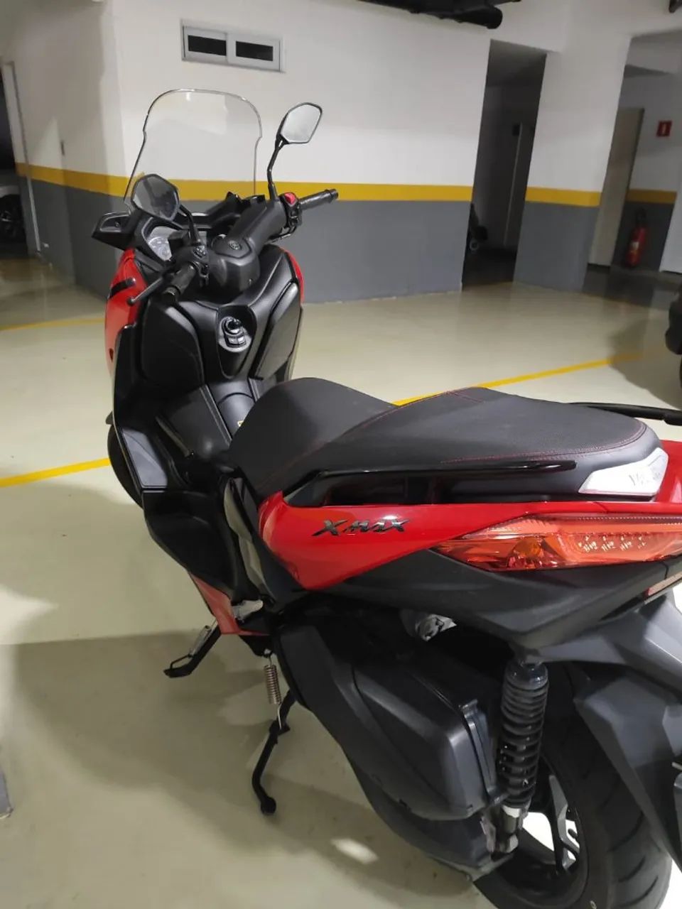 Xmax 2024 2.300 km  - Foto 3