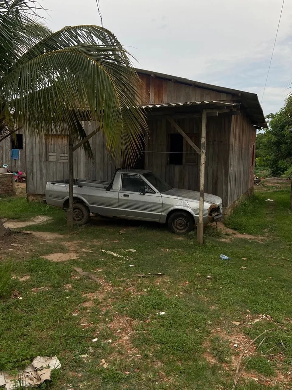 OPORTUNIDADE Vende - se esta casa 