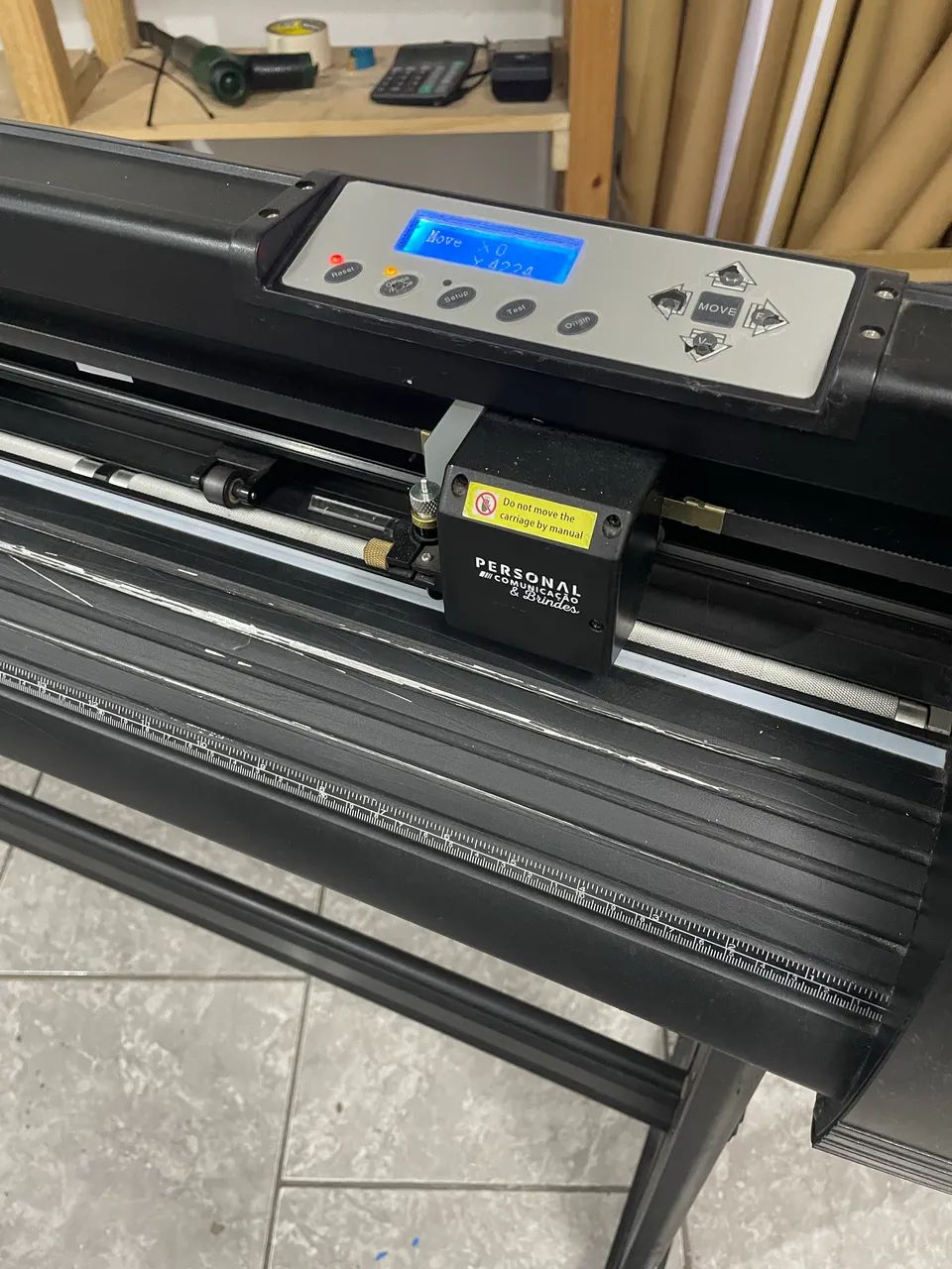 Plotter de recorte 1,5m mira laser - Foto 2