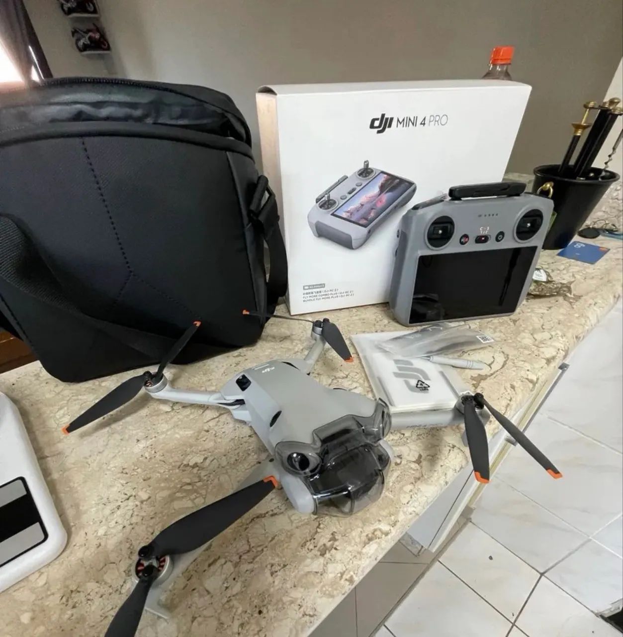 Drone Dji mini 4 pro, Combo com tela  - Foto 2