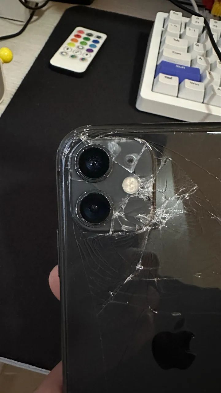 iPhone 11 128gb com caixa  - Foto 5