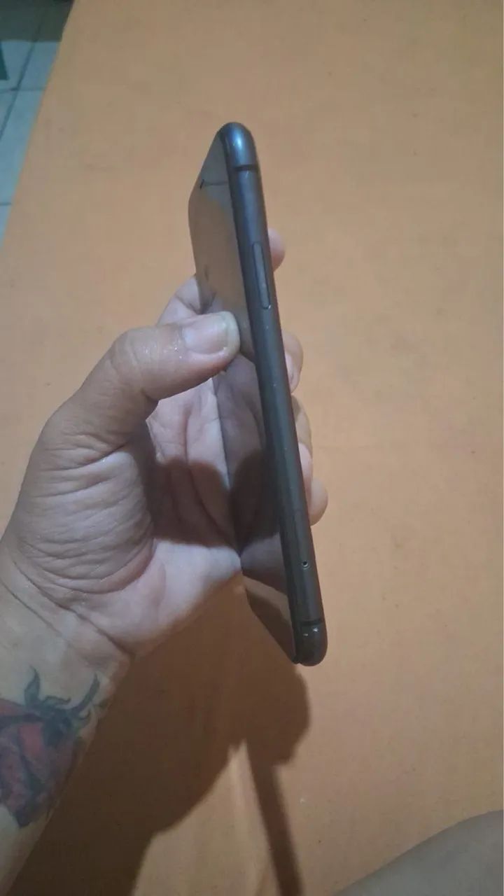 Celular iPhone 11
