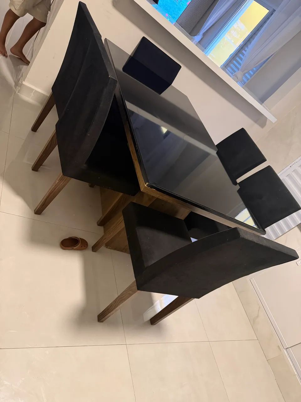 Mesa 6 cadeira de vidro preto  - Foto 3
