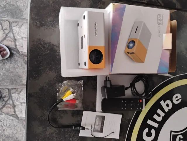 Mini Projetor Portátil 