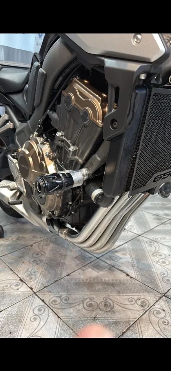 Moto cb650r 2023  - Foto 3