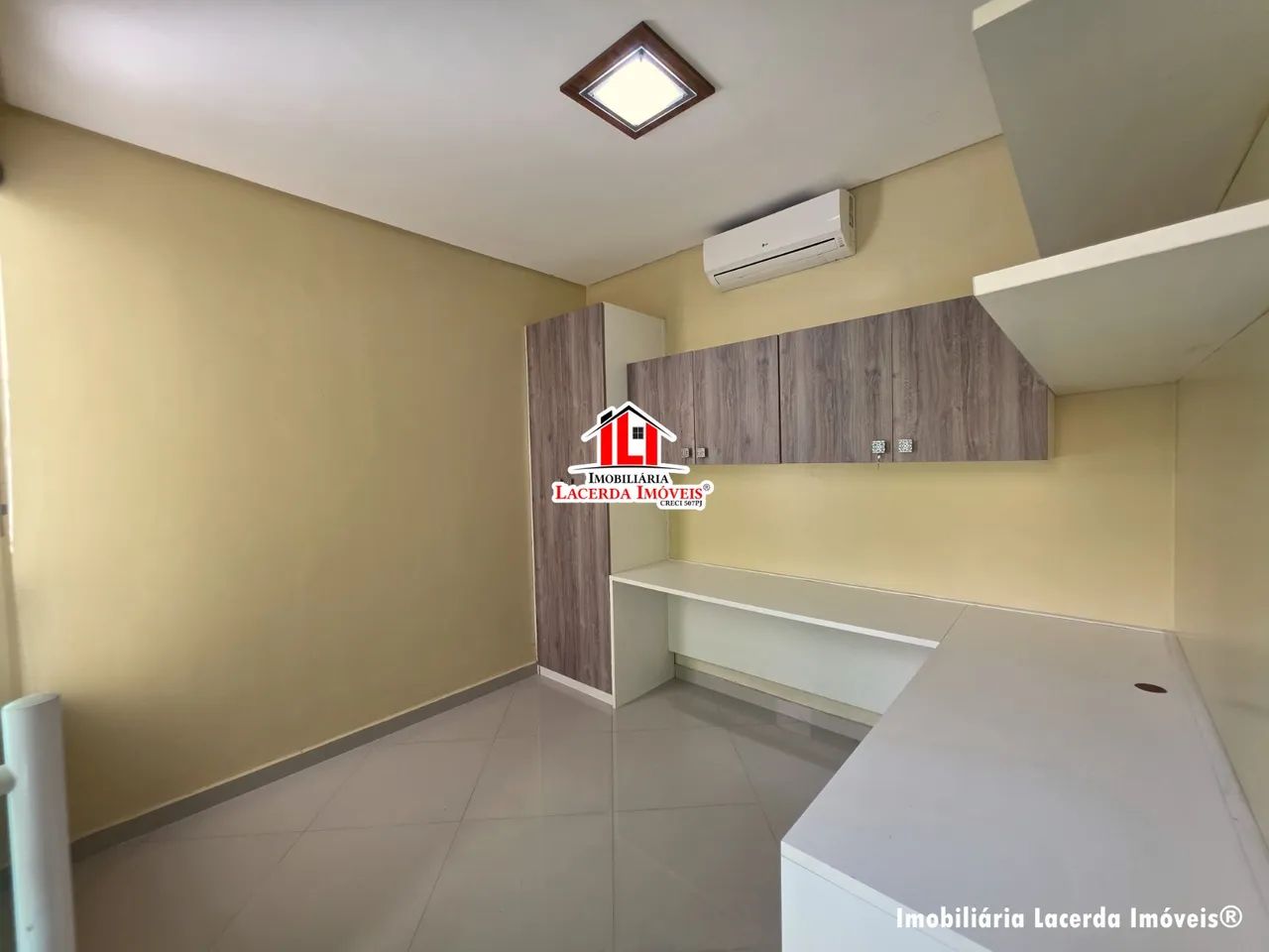 Casa Duplex no Forest Hill com 3 Suítes com Varanda, Piscina e Edícula - Foto 5