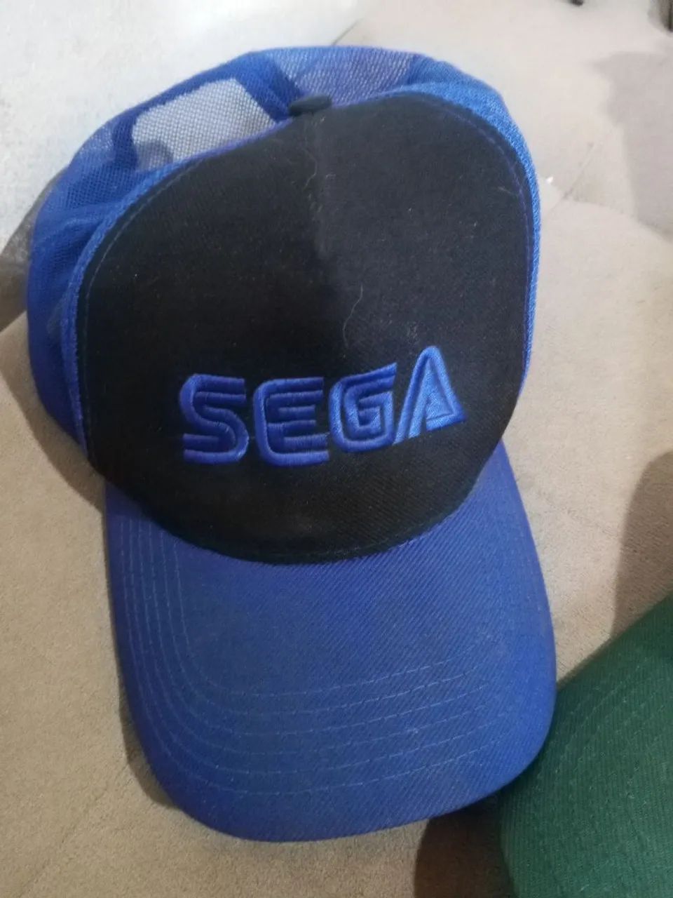 Dois bonés chapéus bordados  - Foto 2