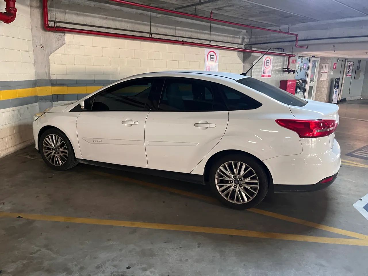 Ford Focus Fastback Se/se Plus 2.0 Flex Aut. 2017 - Foto 2