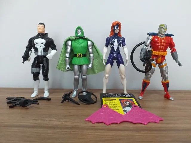 Bonecos Marvel Super Heroes Toy Biz Combo com 07 Figuras