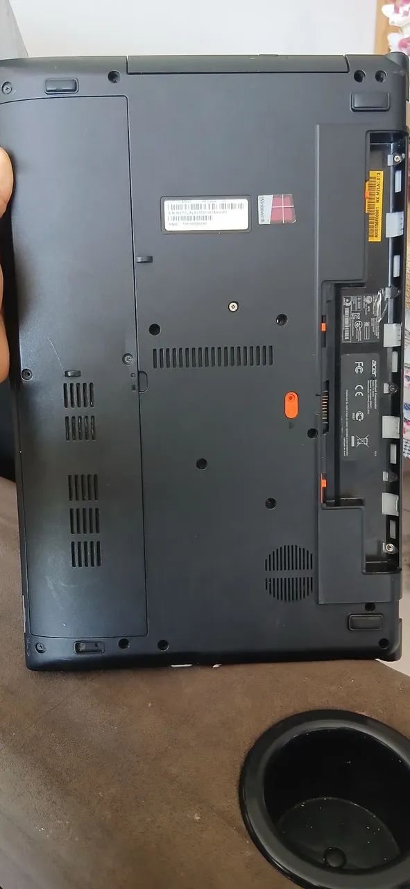 Vendo notebook acer (so retirada de peças)