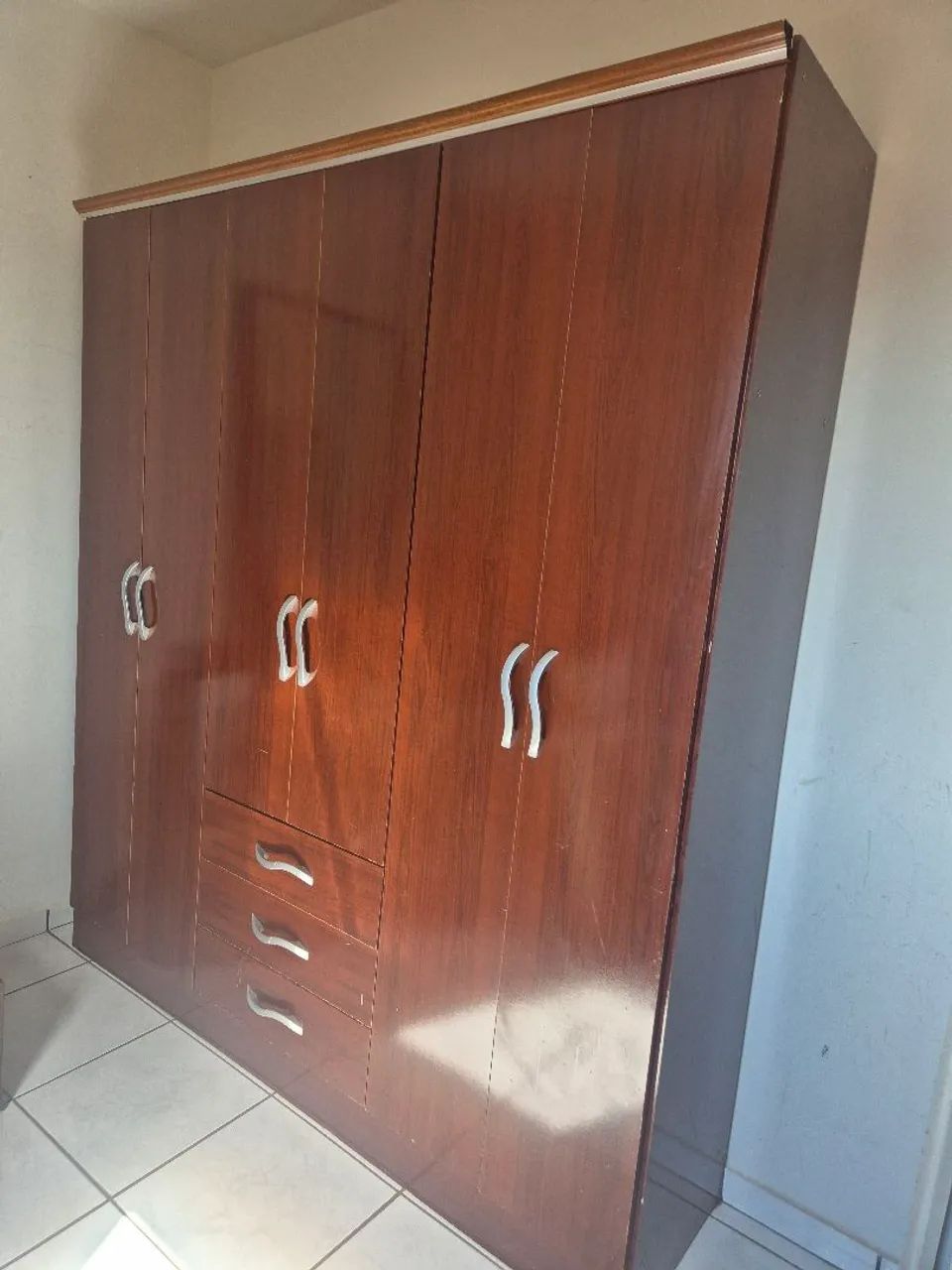 Guarda roupa usado