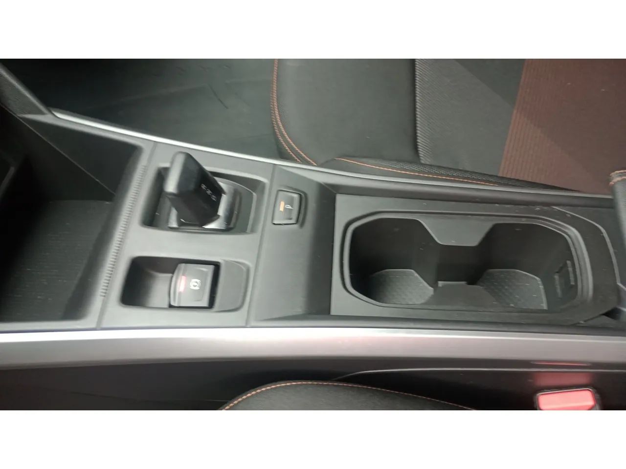 Renault Kardian Techno Flex 1.0 TB 12V 5p Aut., foto 14 de 16