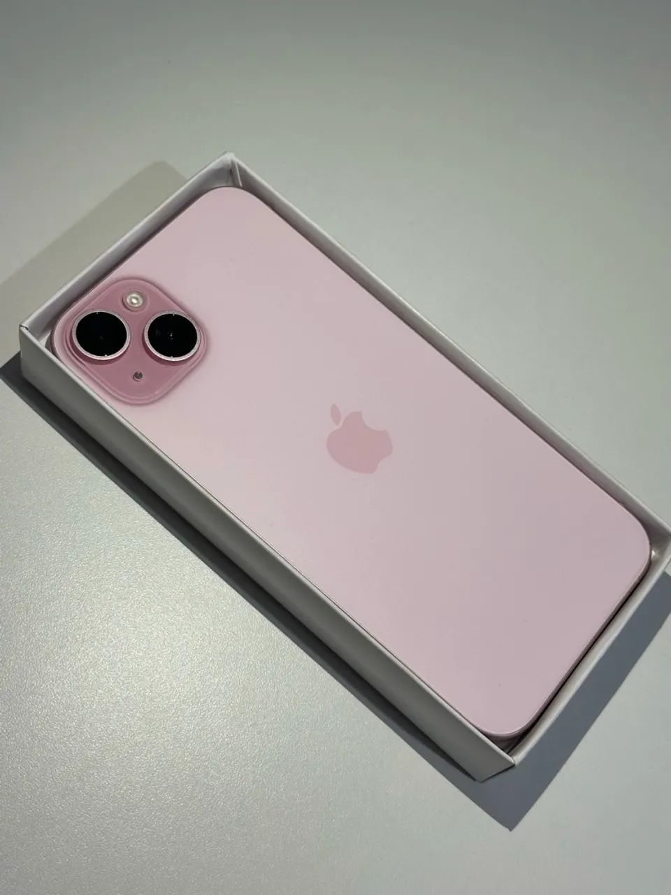 iPhone 15 Plus Rose