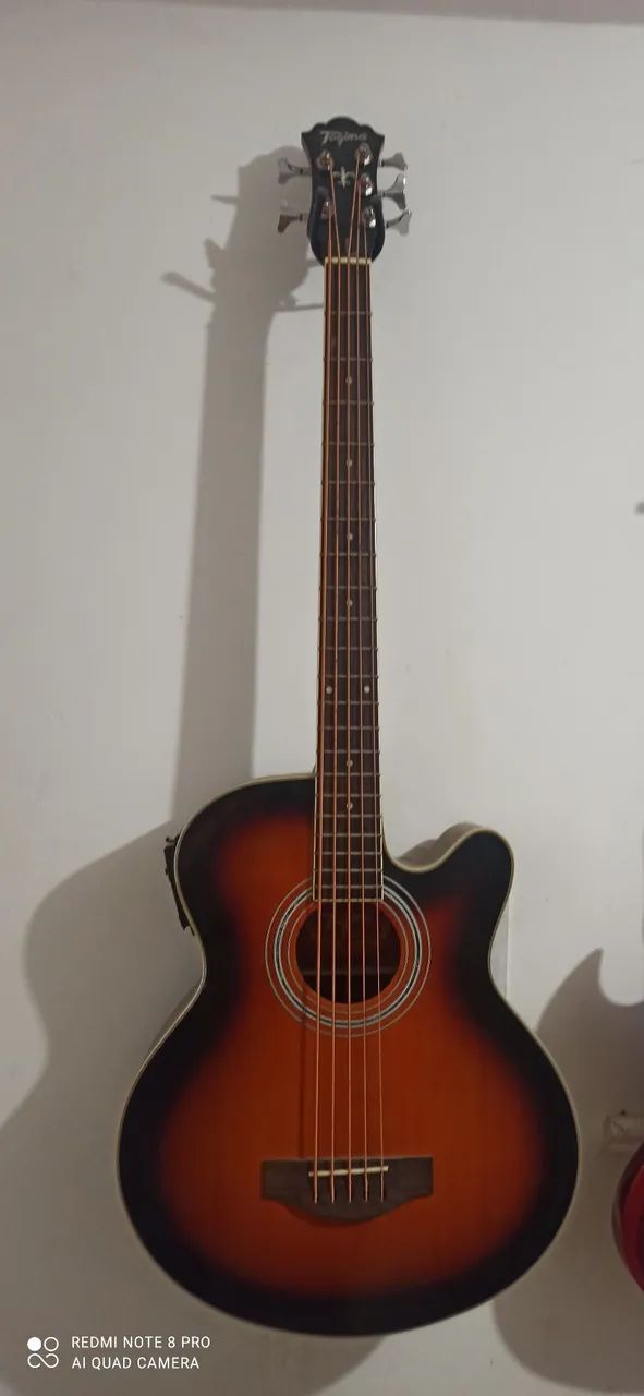Baixa acústico Tagima 5 Cordas