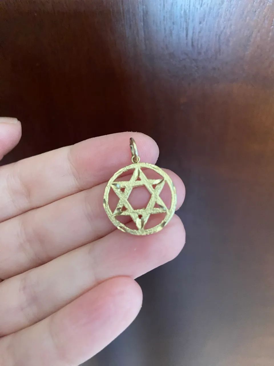 Ouro amarelo pingente