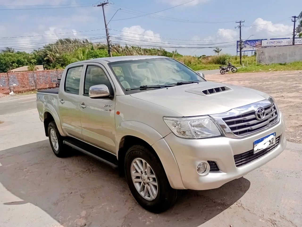 Toyota Hilux 2013